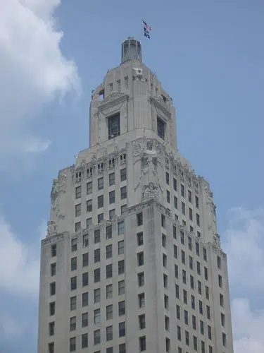 Lawmakers approve budget. It doesn’t contain all the funding the governor wanted for LA Gator