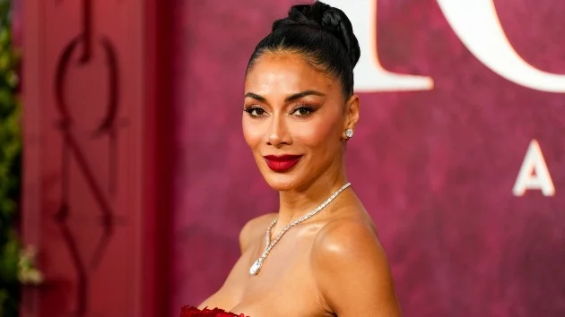 Watch Nicole Scherzinger bust out a Pussycat Dolls classic at Broadway Bares benefit