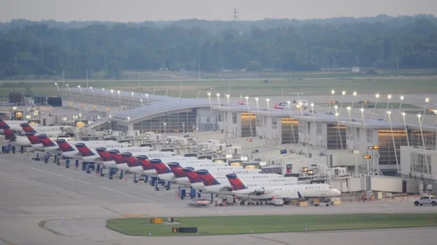 Spirit Airlines plane passenger calls in fake bomb threat after missing flight: Officials