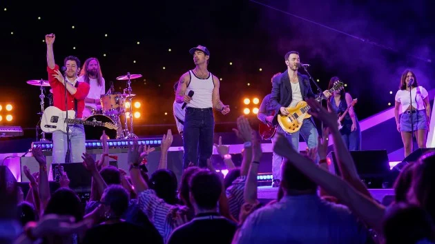 Jonas Brothers to livestream five of their upcoming tour dates