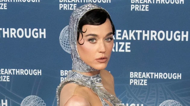 Katy Perry spotted out to eat with former Canadian PM Justin Trudeau