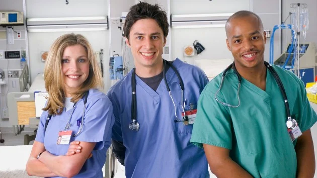 Zach Braff, Donald Faison and more return for ‘Scrubs’ reboot