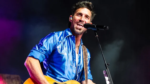 Jake Owen’s still got ‘Dreams to Dream’