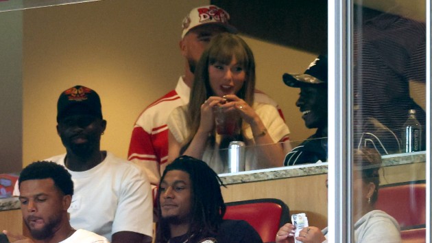 Taylor and Travis’ first post-engagement appearance is at Arrowhead Stadium