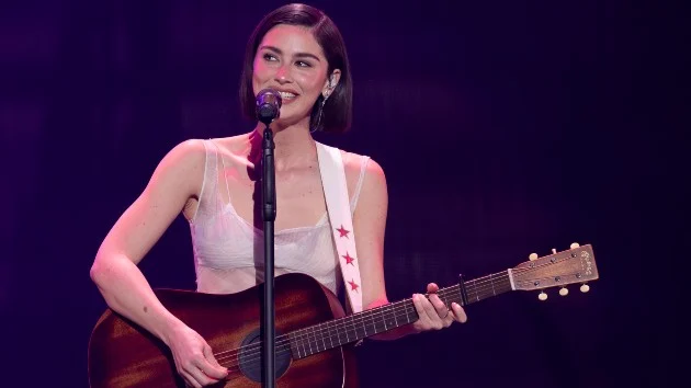 Smaller than life: Gracie, Bruno, Tate and more get tiny on new itty-bitty collectible vinyl