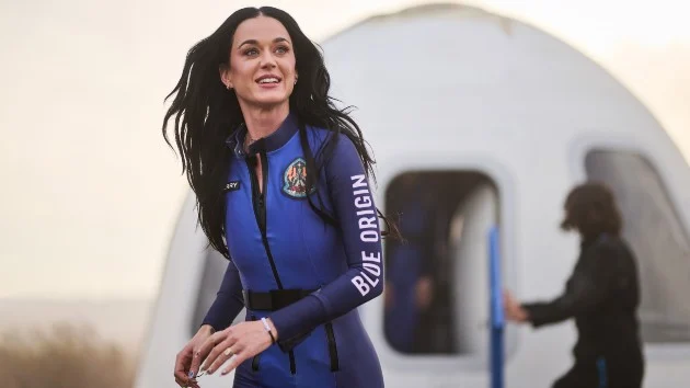 Watch Mariah Carey find out live on the radio that Katy Perry went to space