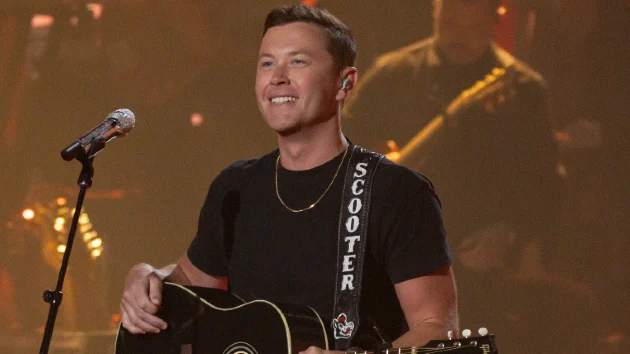Blue steel, Scotty style: McCreery covers ‘Cigar & Spirits’