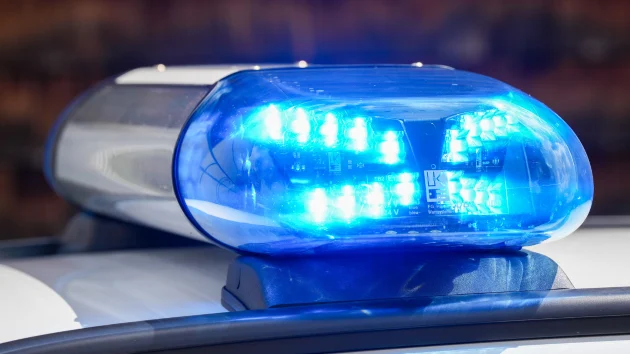 3 officers injured in shooting in Utah, police say