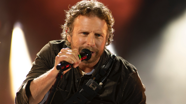 Hear Dierks Bentley’s live collab with The Band Loula from the Broken Branches Tour