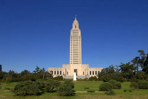Governor Jeff Landry calls special session of state legislature to adjust 2026 election cycle calendar as U.S. Supreme Court continues hearing regarding Louisiana congressional map