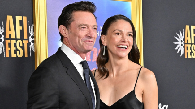 Hugh Jackman, Sutton Foster made red carpet debut at ‘Song Sung Blue’ premiere