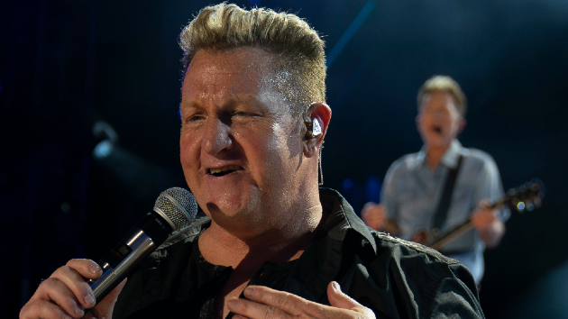 Instead of recording a Rascal Flatts hit, Jonas Brothers say ‘I Dare You’ to make a new one