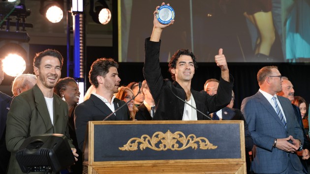 Jonas Brothers officially inducted into New Jersey Hall of Fame