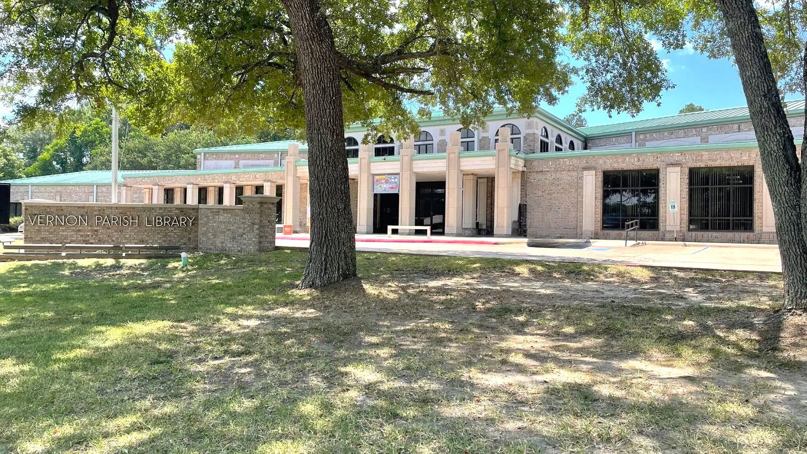 Vernon Parish Library ribbon-cutting ceremony to celebrate new broadband internet access
