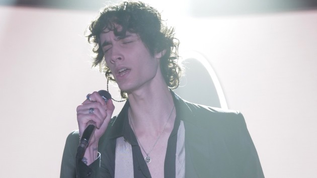 Sombr’s angling for an invite to Taylor Swift’s wedding