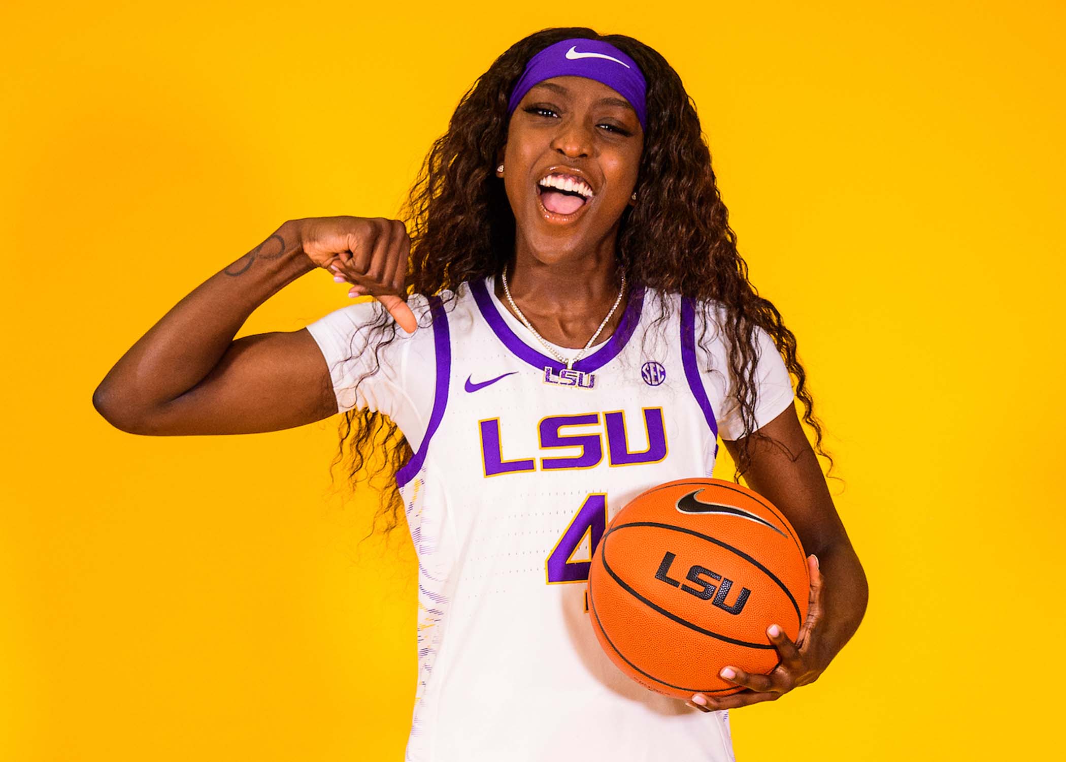 Flau’jae Johnson shines in final PMAC appearance as LSU Lady Tigers dismantle Texas Tech, 101-47, en route to Sweet 16